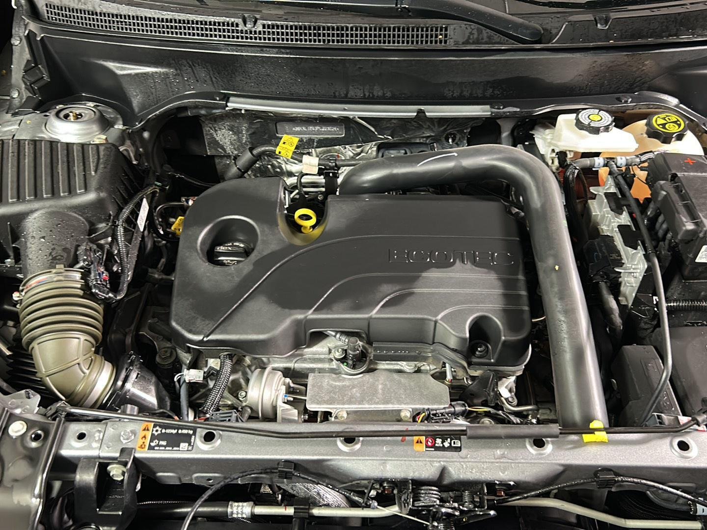 Used 2023 Sterling Metallic GMC SLE image 20
