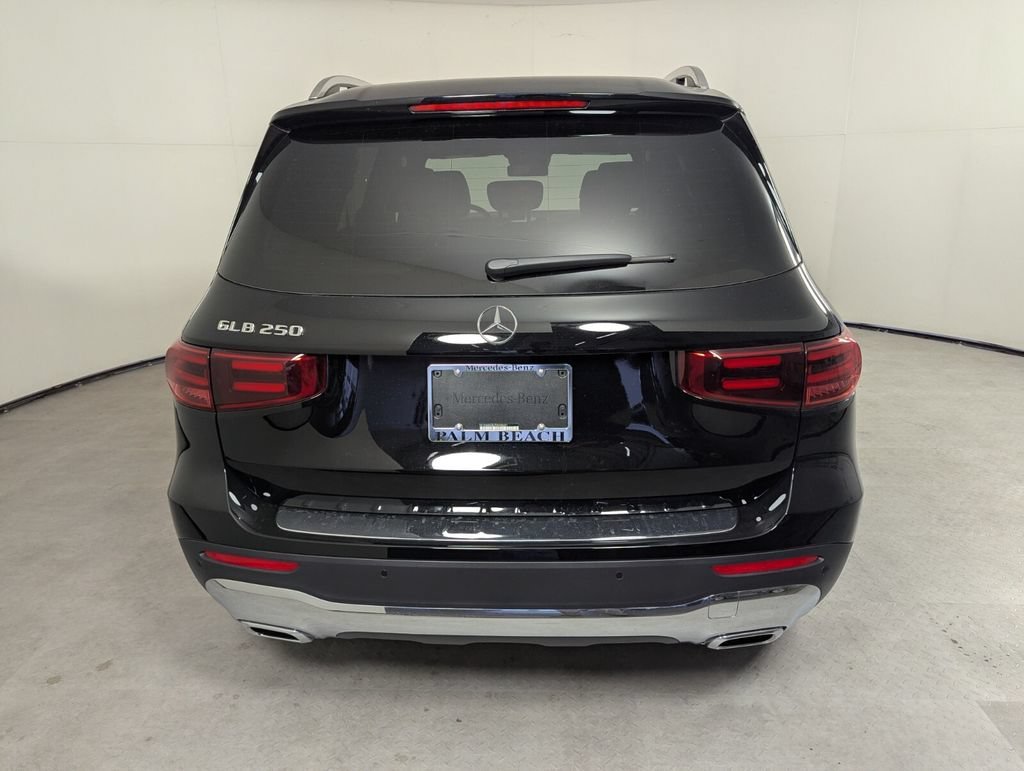New 2026 Night Black Mercedes-Benz GLB 250 image 21