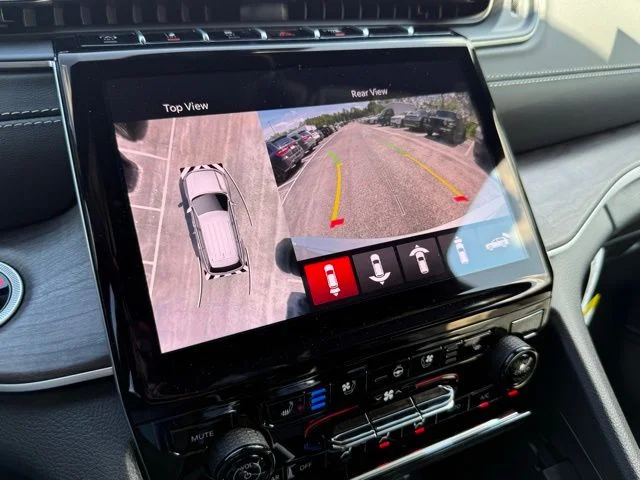 2025 Jeep Grand Cherokee Limited - Photo 32
