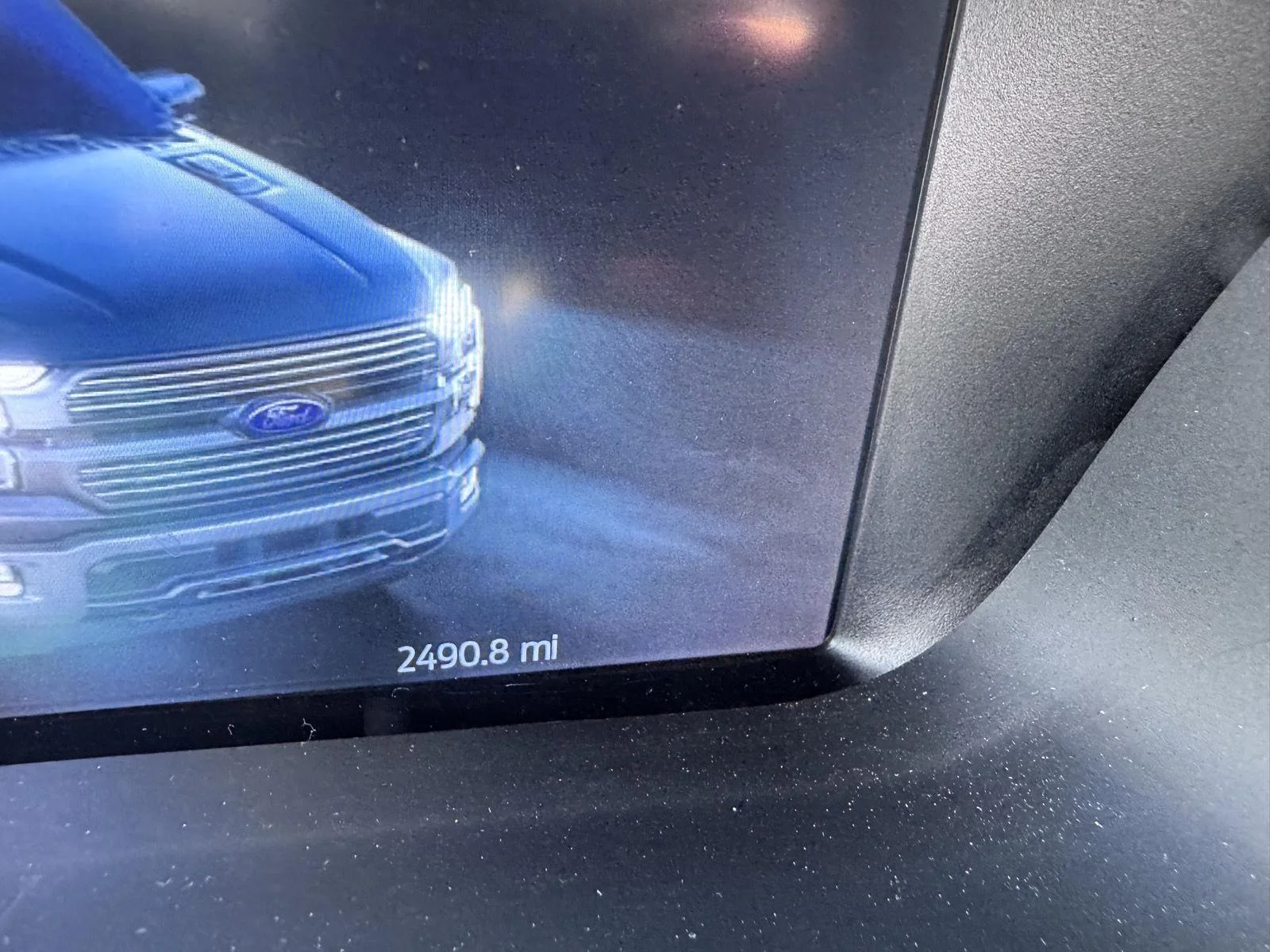 New 2026 Carbonized Gray Metallic Ford XLT image 14