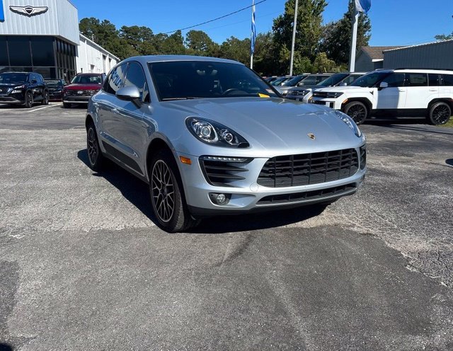2017 Porsche Macan