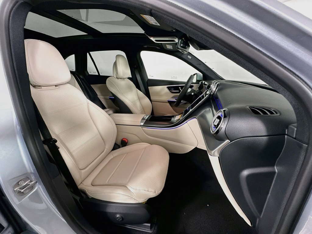 New 2027 Cirrus Silver Metallic Mercedes-Benz GLC 300 image 30