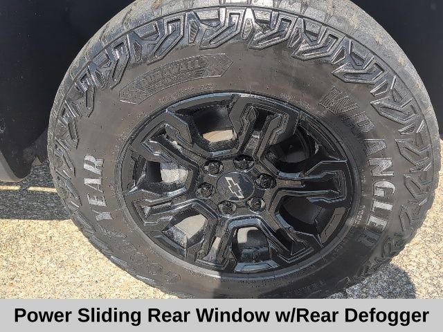 Used 2022 Blue Chevrolet ZR2 image 25