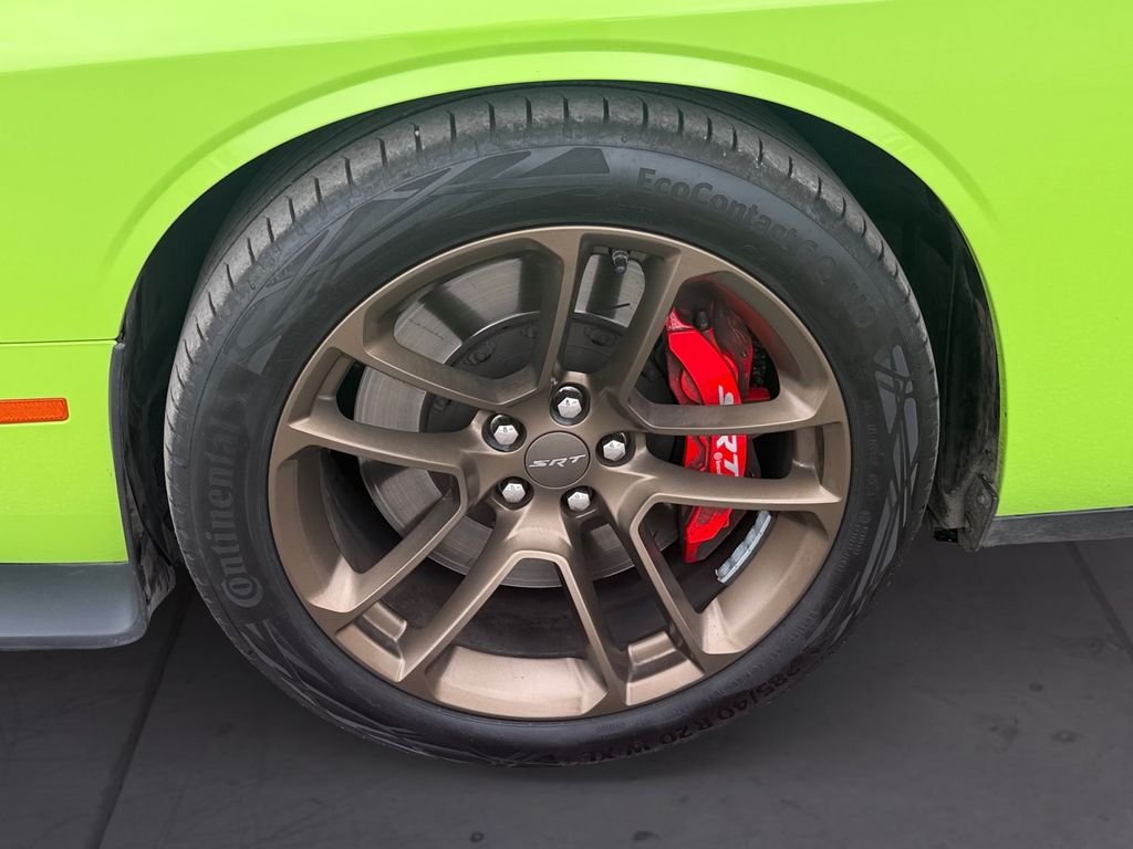 Used 2023 Green Dodge SRT Hellcat Jailbreak image 9