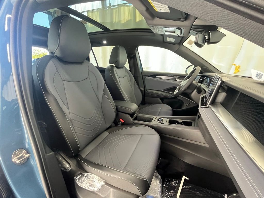 2026 Volkswagen Tiguan SE R-LINE BLACK - Photo 12