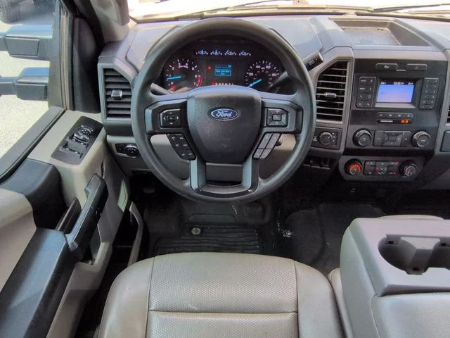 Used 2021 Oxford White Ford XL image 15