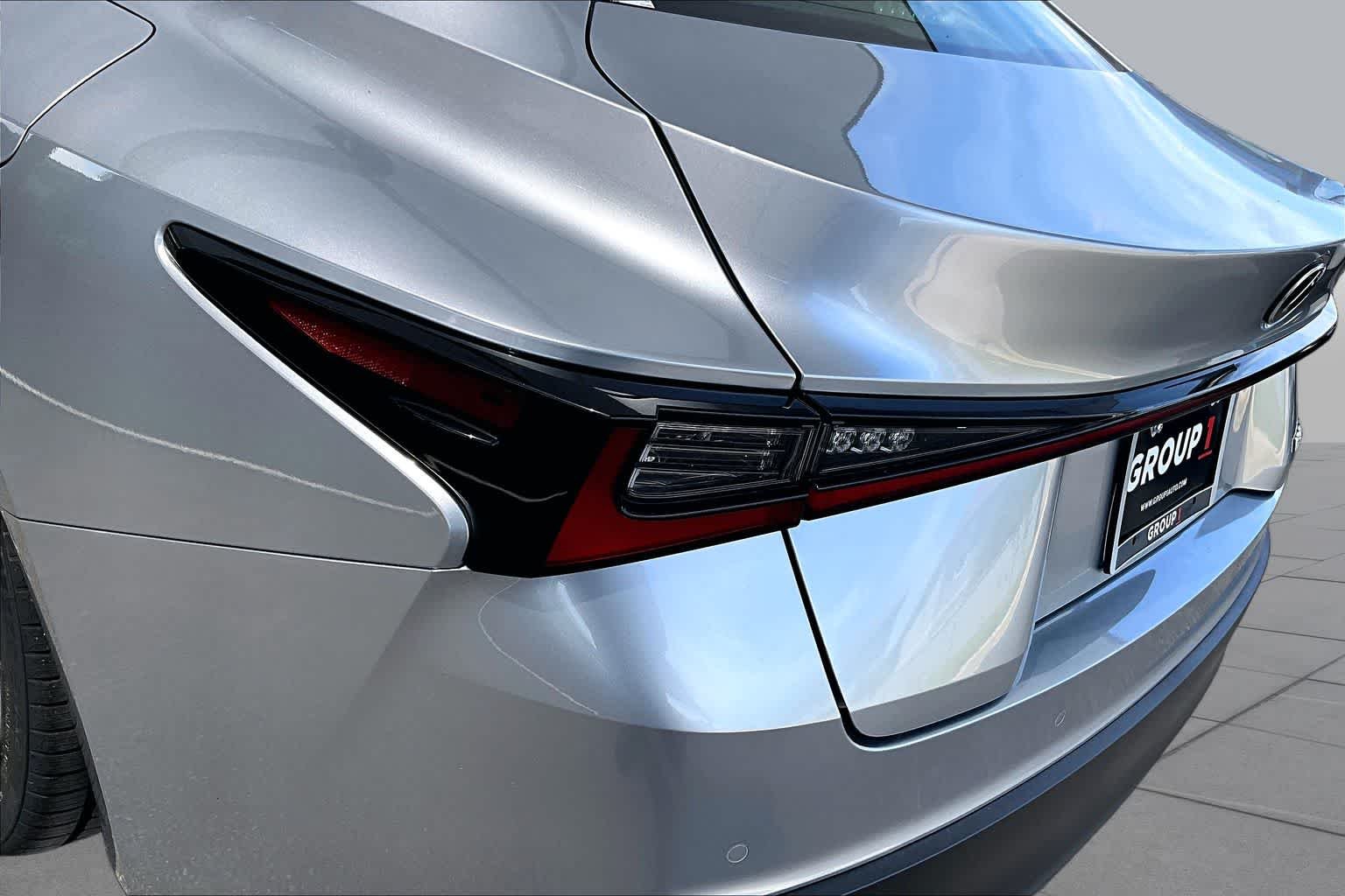 Used 2022 Iridium Lexus  image 29