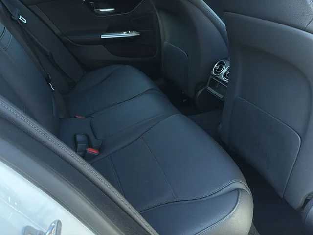 Used 2025  Mercedes-Benz C 300 image 30