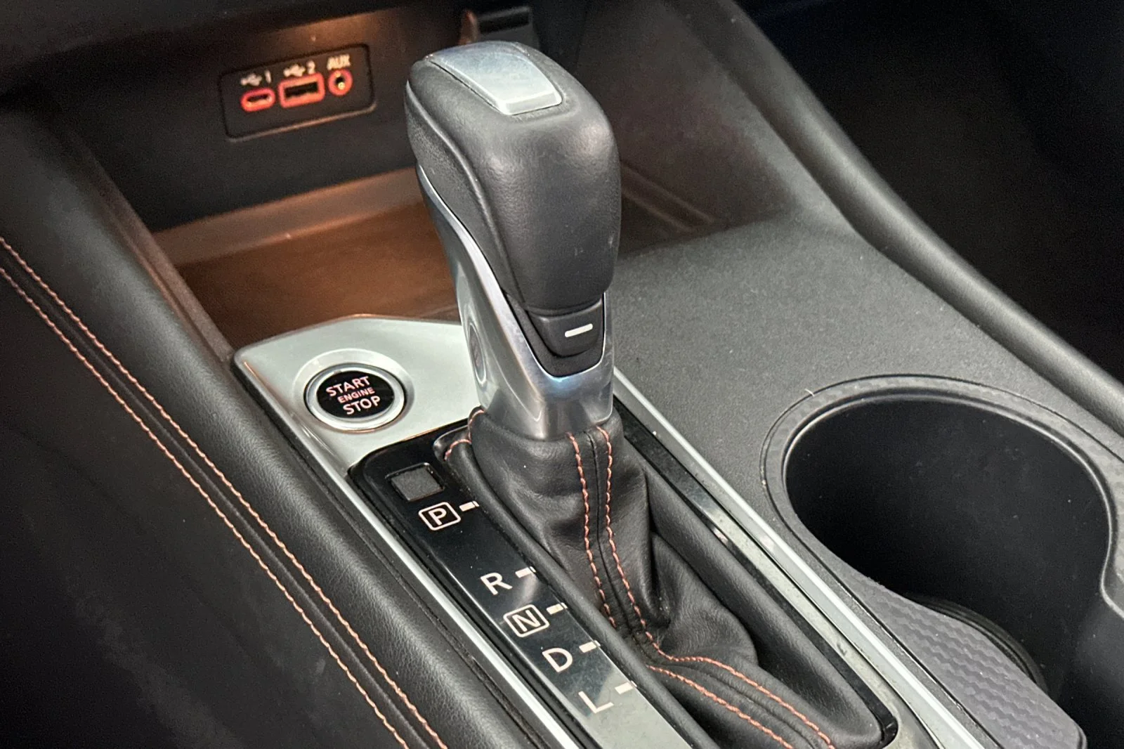 Used 2019 Red Nissan 2.5 SR image 20