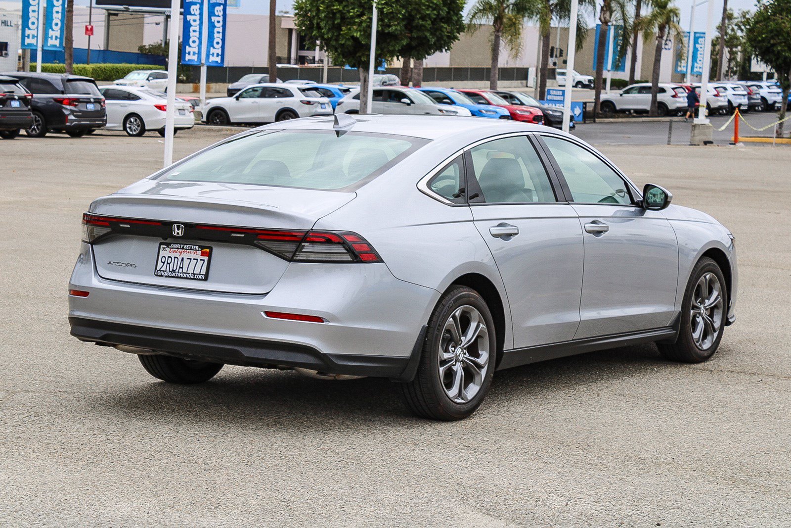 2024 Honda Accord EX - Photo 6