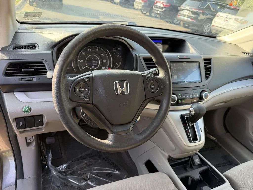 Used 2014 Silver Honda LX image 2