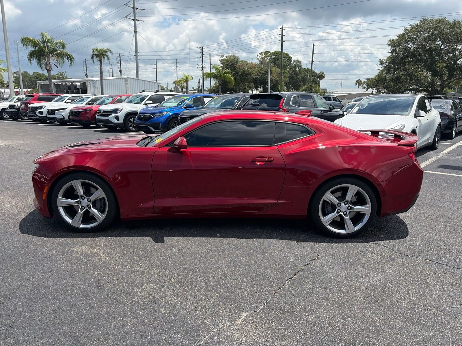 Used 2018 Red Chevrolet SS image 4