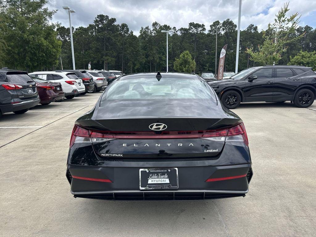 New 2026 Abyss Black Hyundai Limited image 21