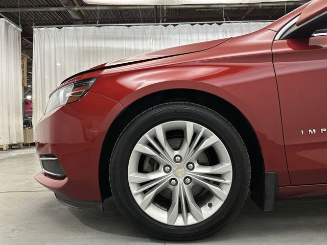 Used 2015 RED ROCK METALLIC Chevrolet LT image 21