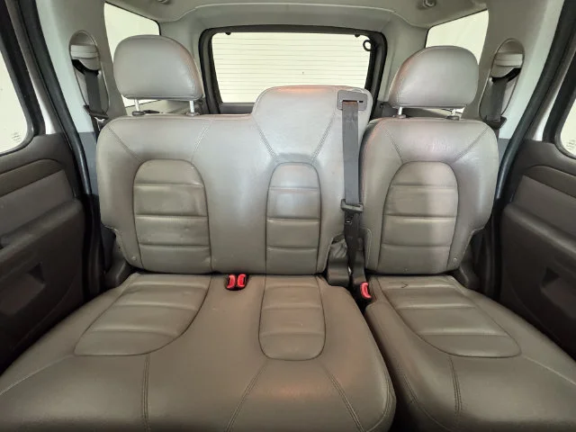 Used 2005 Silver Birch Clearcoat Metallic Ford XLT image 7