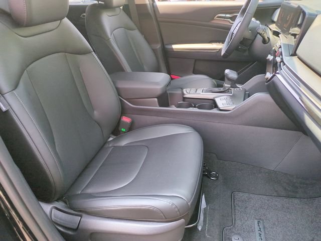 New 2026 Ebony Black Kia EX image 27