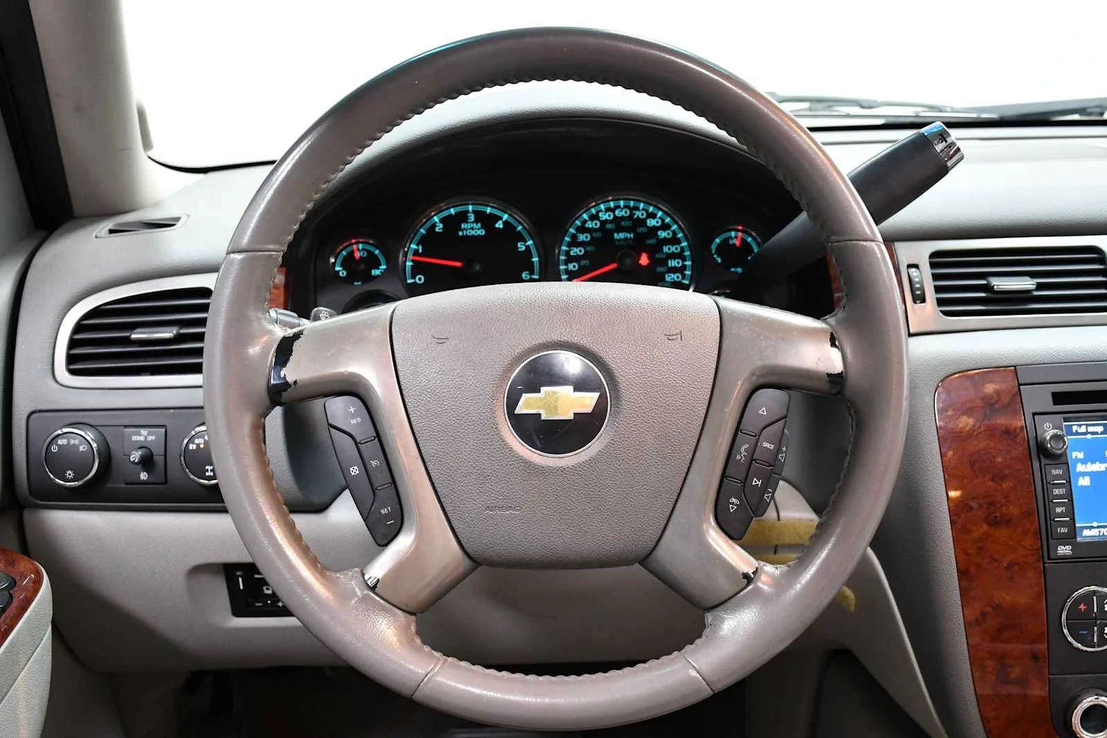 Used 2010 Sheer Silver Metallic Chevrolet LTZ image 15