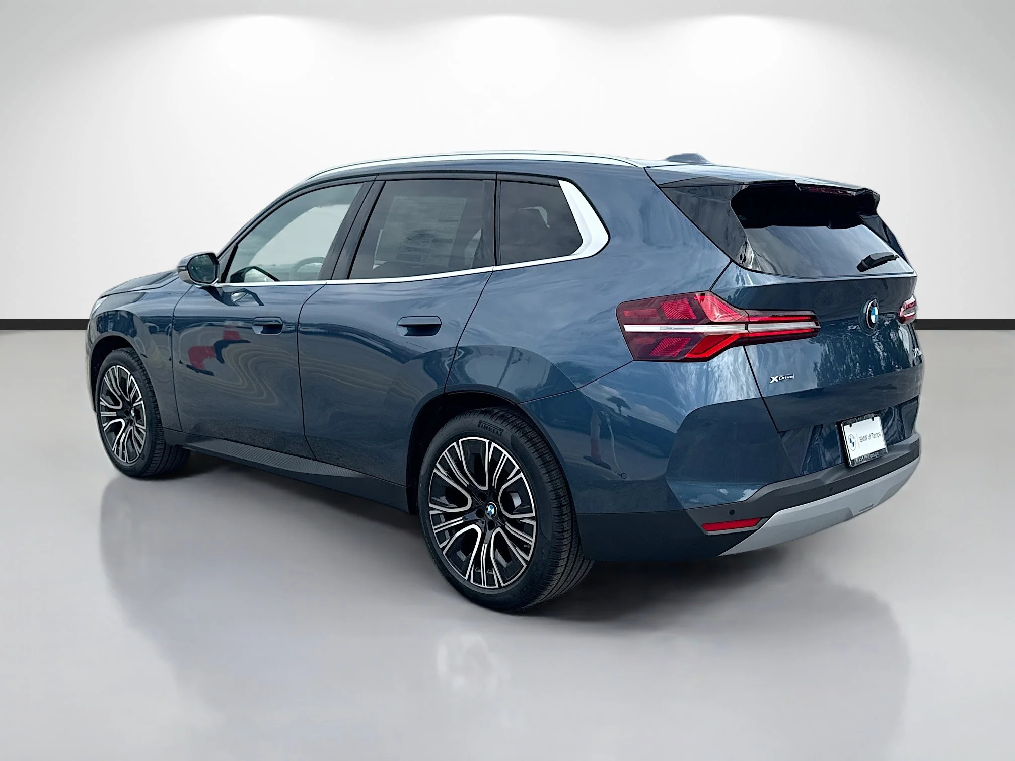 New 2026 Arctic Race Blue metallic BMW 30 xDrive image 5