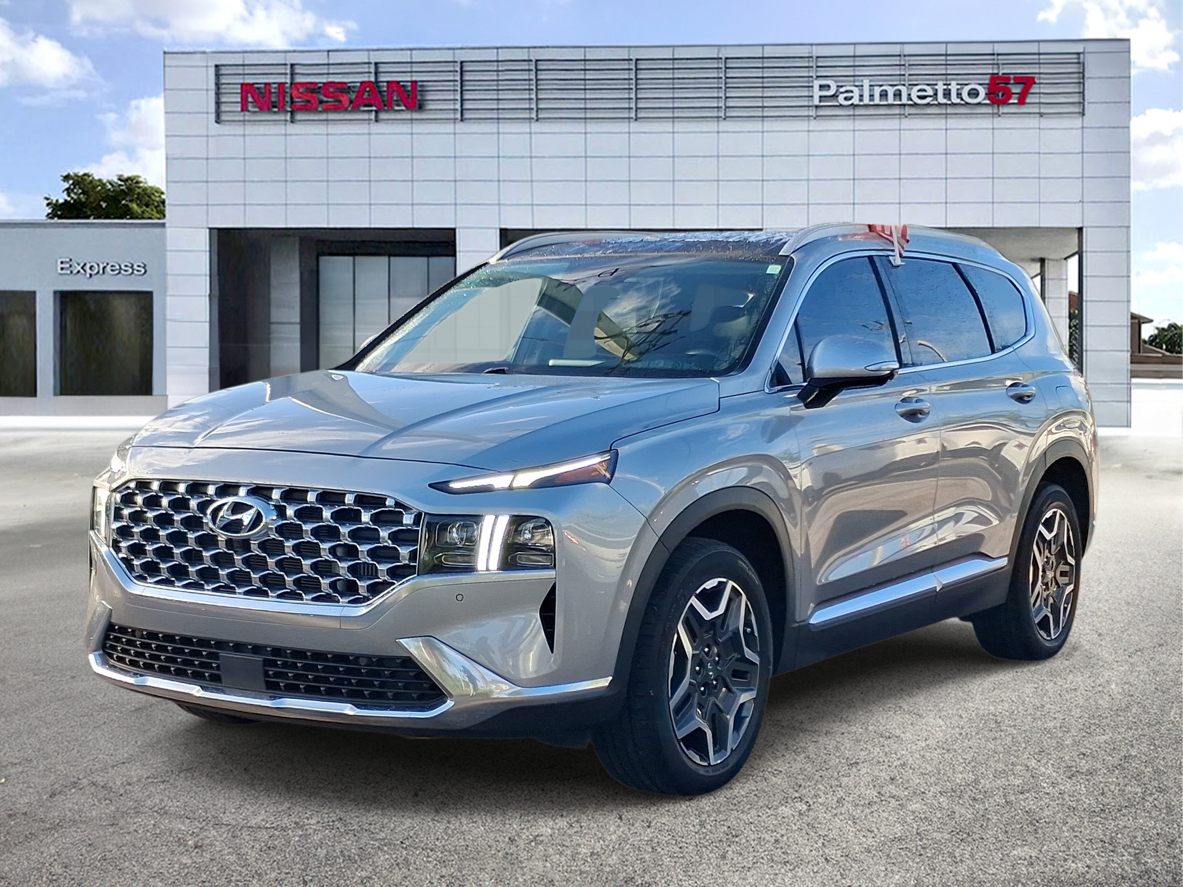 Used 2023 Silver Hyundai Limited image 3