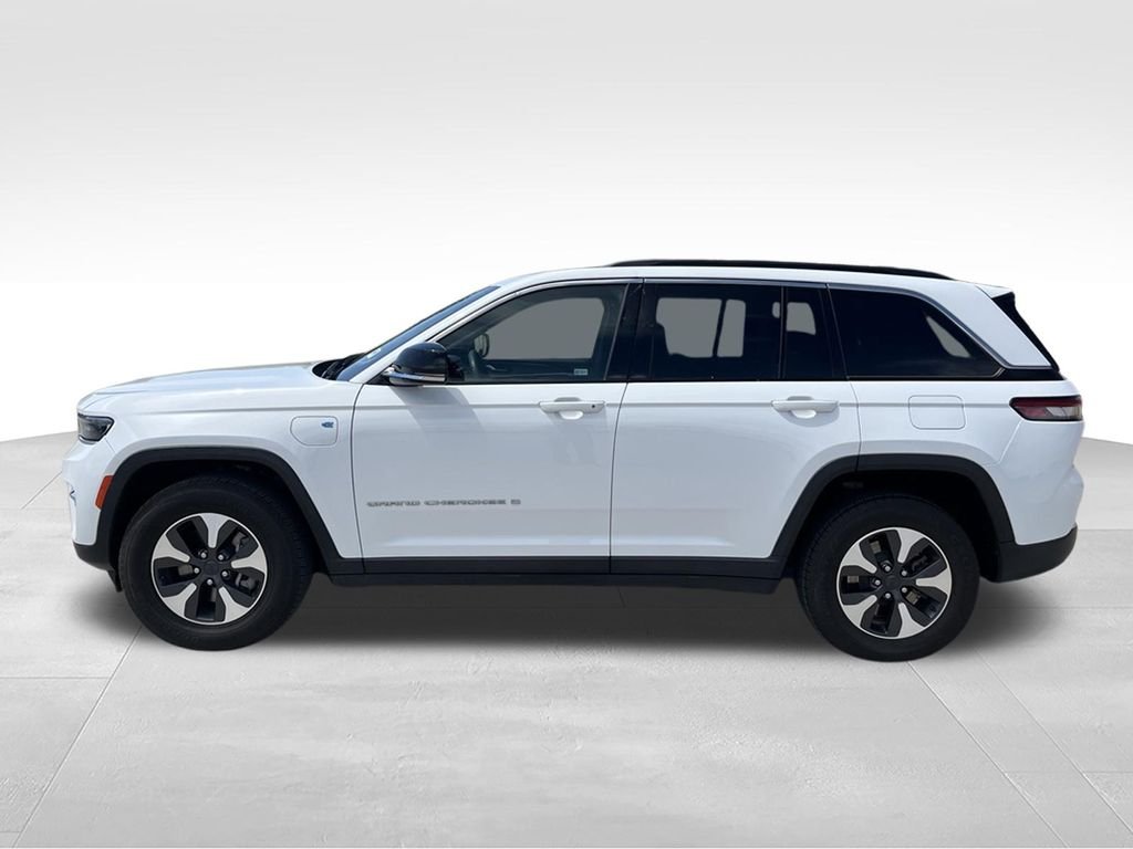 Used 2024 Bright White Clearcoat Jeep 4xe image 10