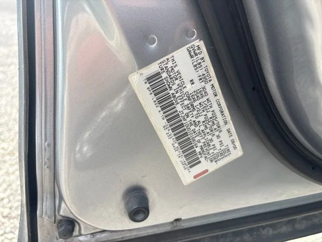 Used 2001 Blue Lexus 300 image 7