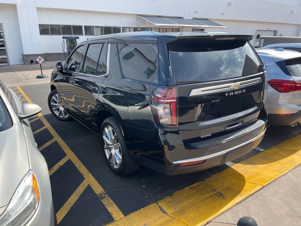 Used 2024 Black Chevrolet High Country image 7