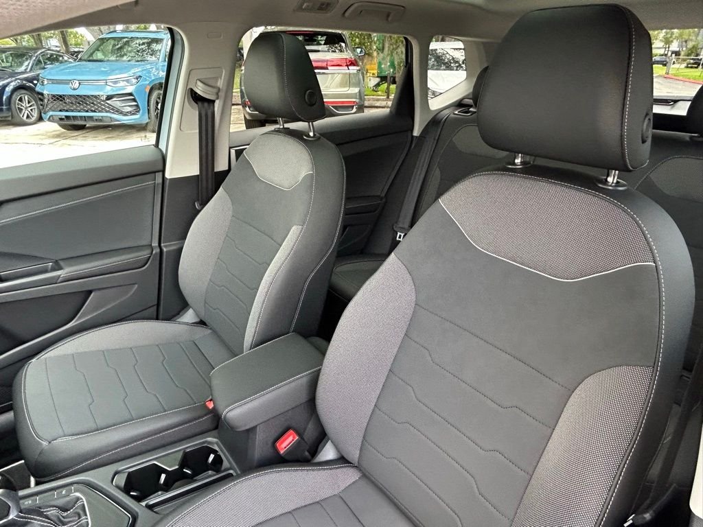 New 2026 Gray Volkswagen 1.5T SE Black image 17