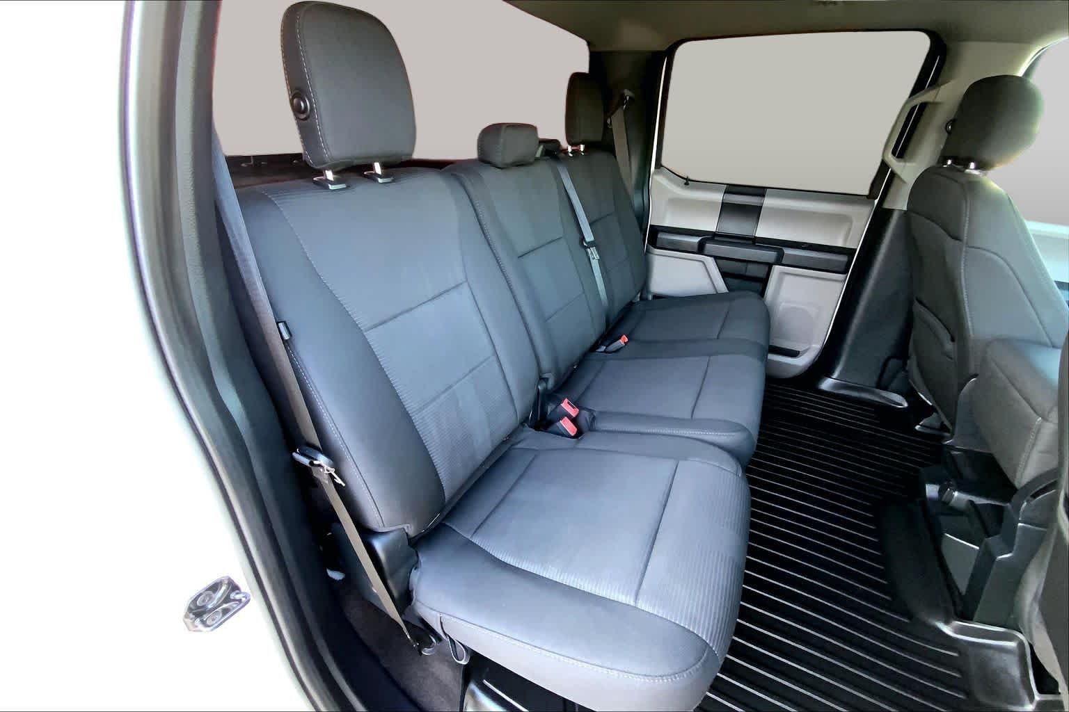Used 2019 Oxford White Ford XL image 20