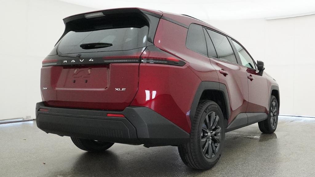 New 2026 Ruby Flare Pearl Toyota XLE Premium image 20