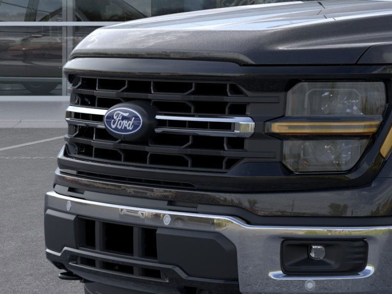 2025 Ford F-150 XLT - Photo 17