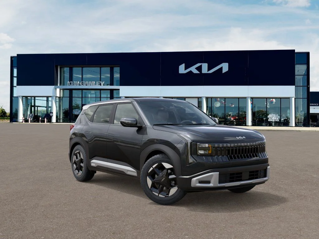 New 2027 Interstellar Gray Kia S image 8