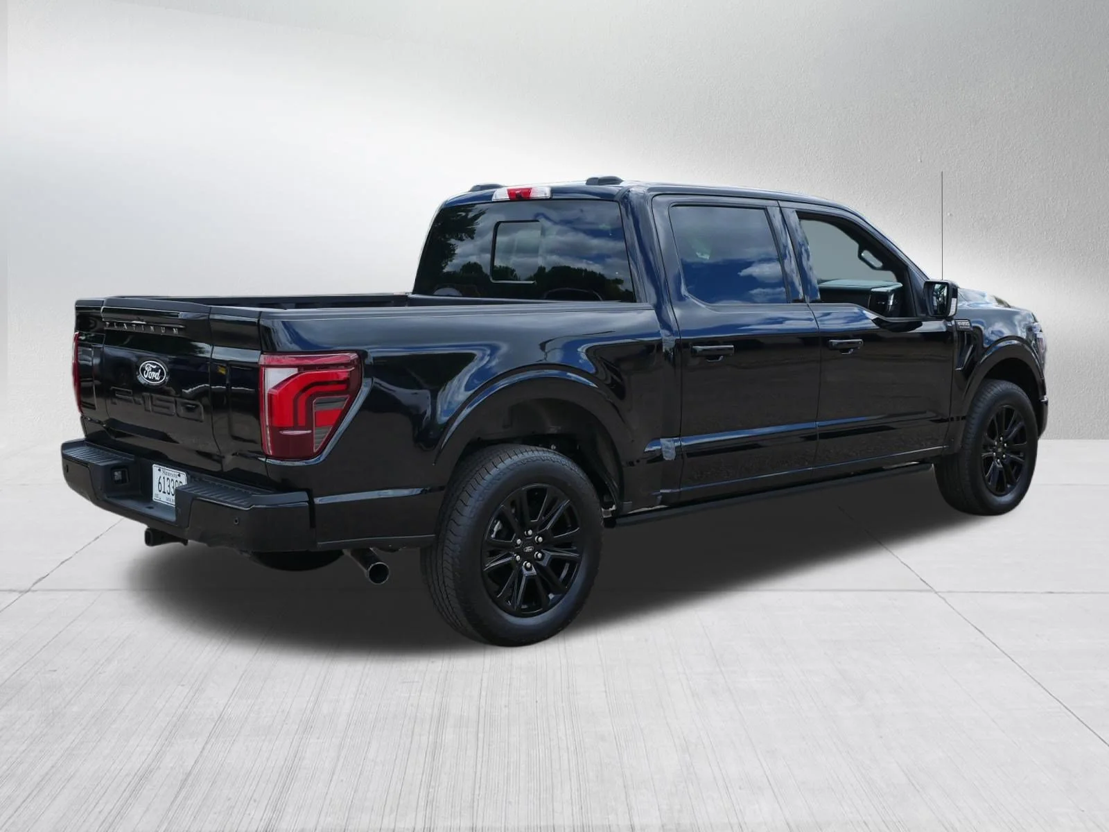 Used 2025 Agate Black Metallic Ford Platinum image 7