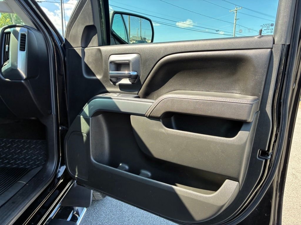 Used 2017 Black Chevrolet LT image 45