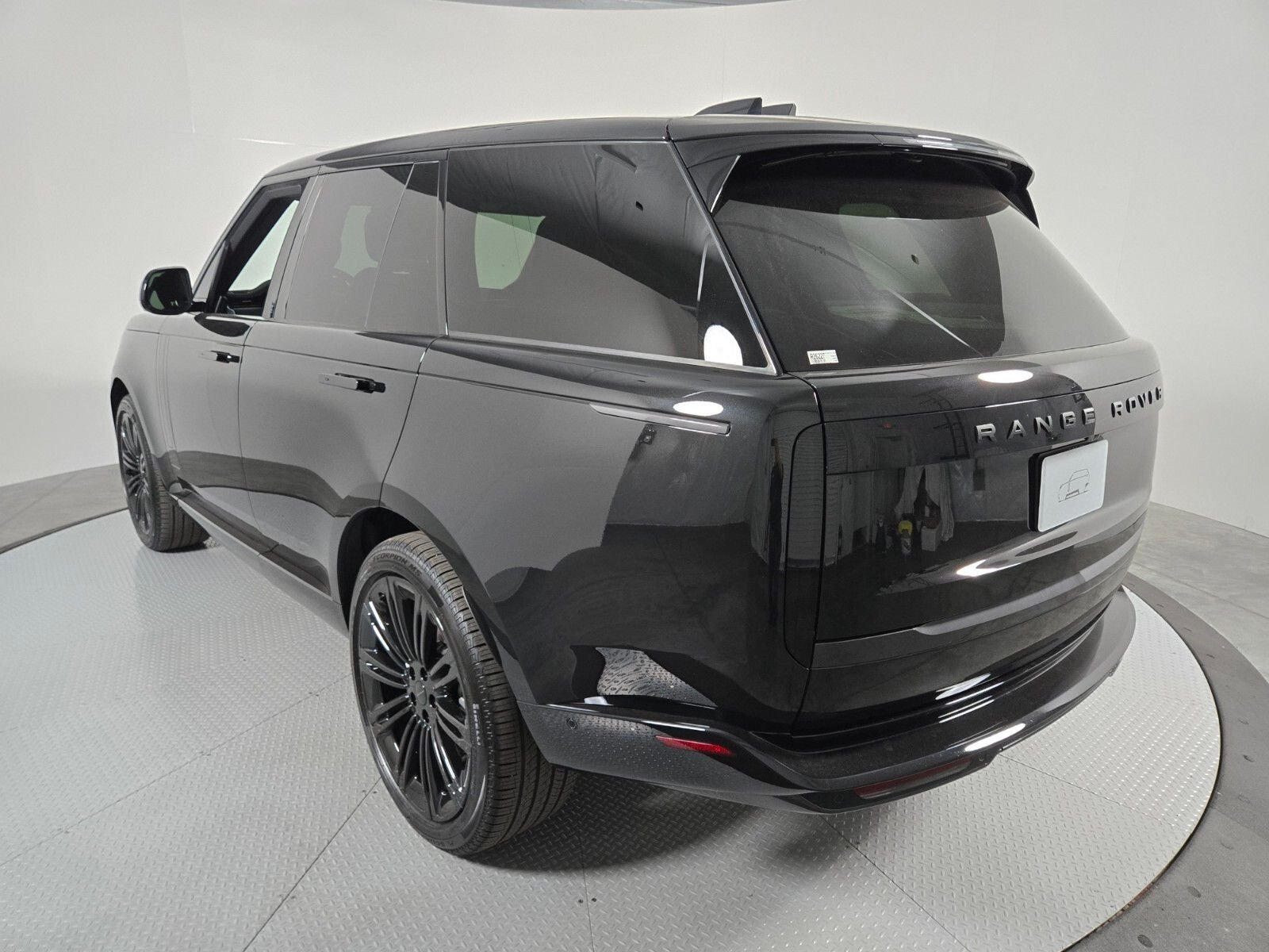 New 2026 Santorini Black Land Rover SE image 17