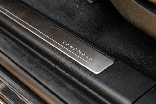 New 2026 Carpathian Grey Land Rover Landmark image 35