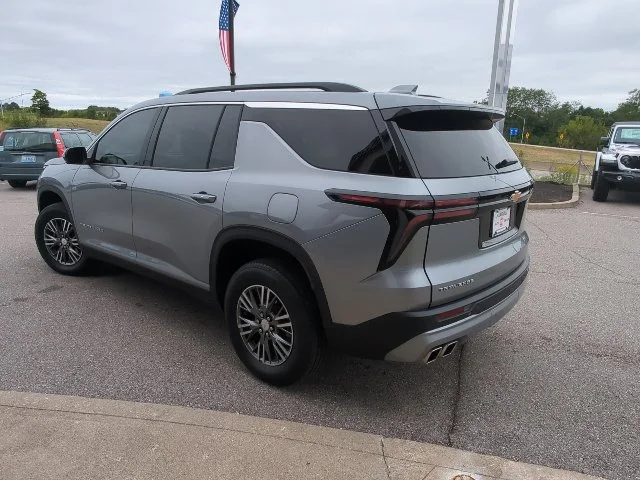 2024 Chevrolet Traverse 1LT - Photo 30