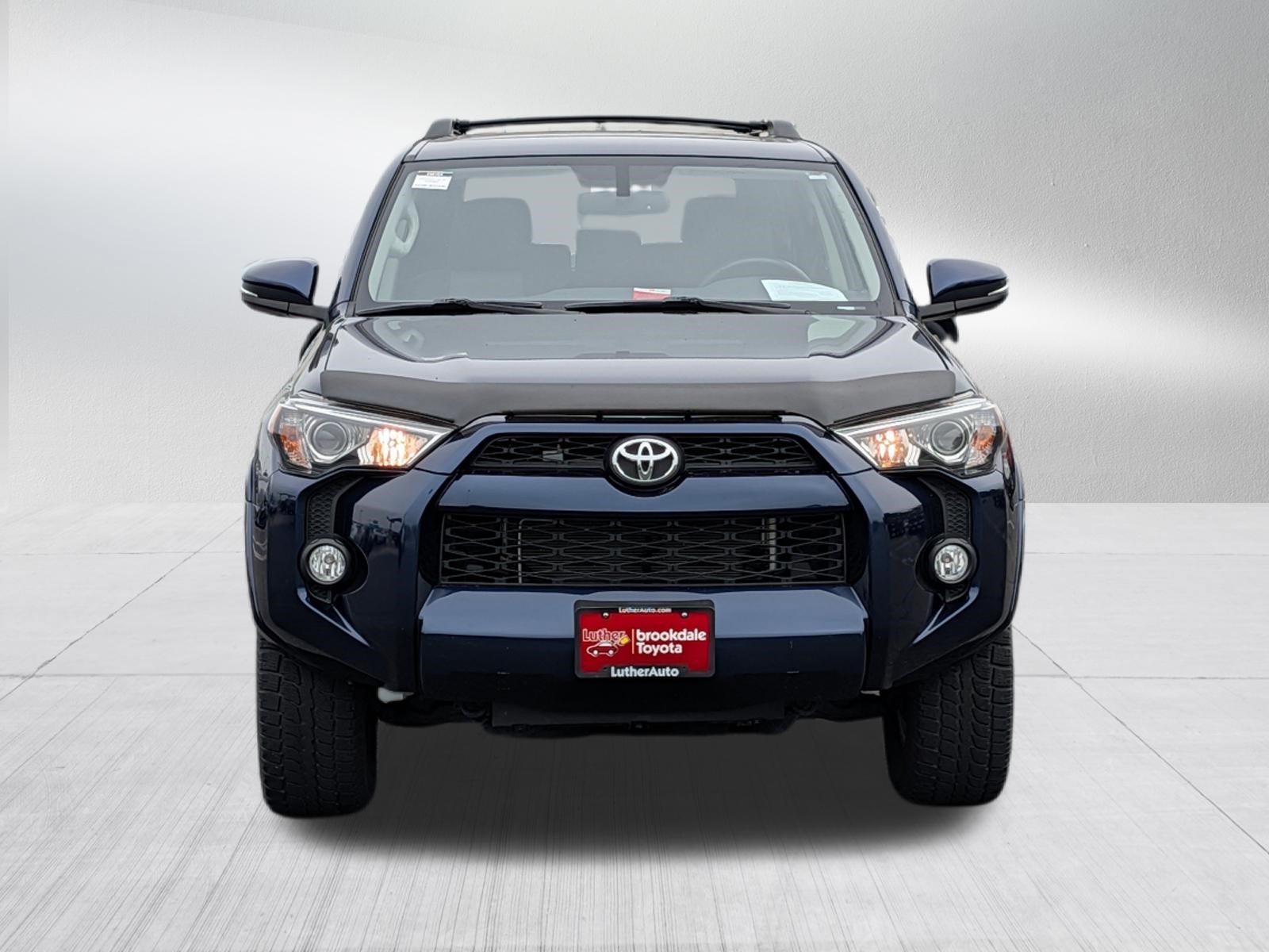 Certified Used 2019 Nautical Blue Metallic Toyota SR5 Premium image 2