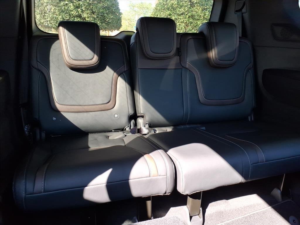 2025 Nissan Armada SL - Photo 23