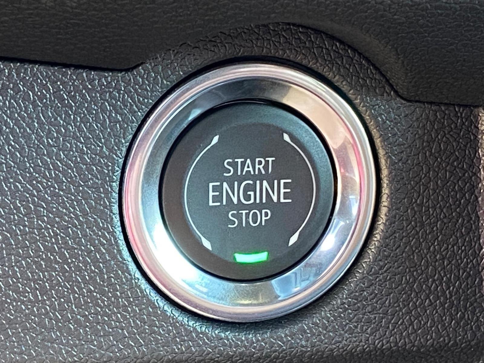 New 2027 Mosaic Black Metallic Chevrolet AWD Z71 image 21