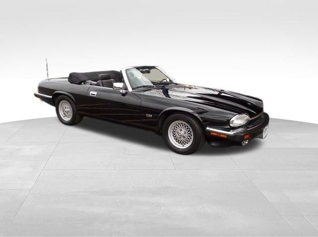 Used 1993  Jaguar Base image 20