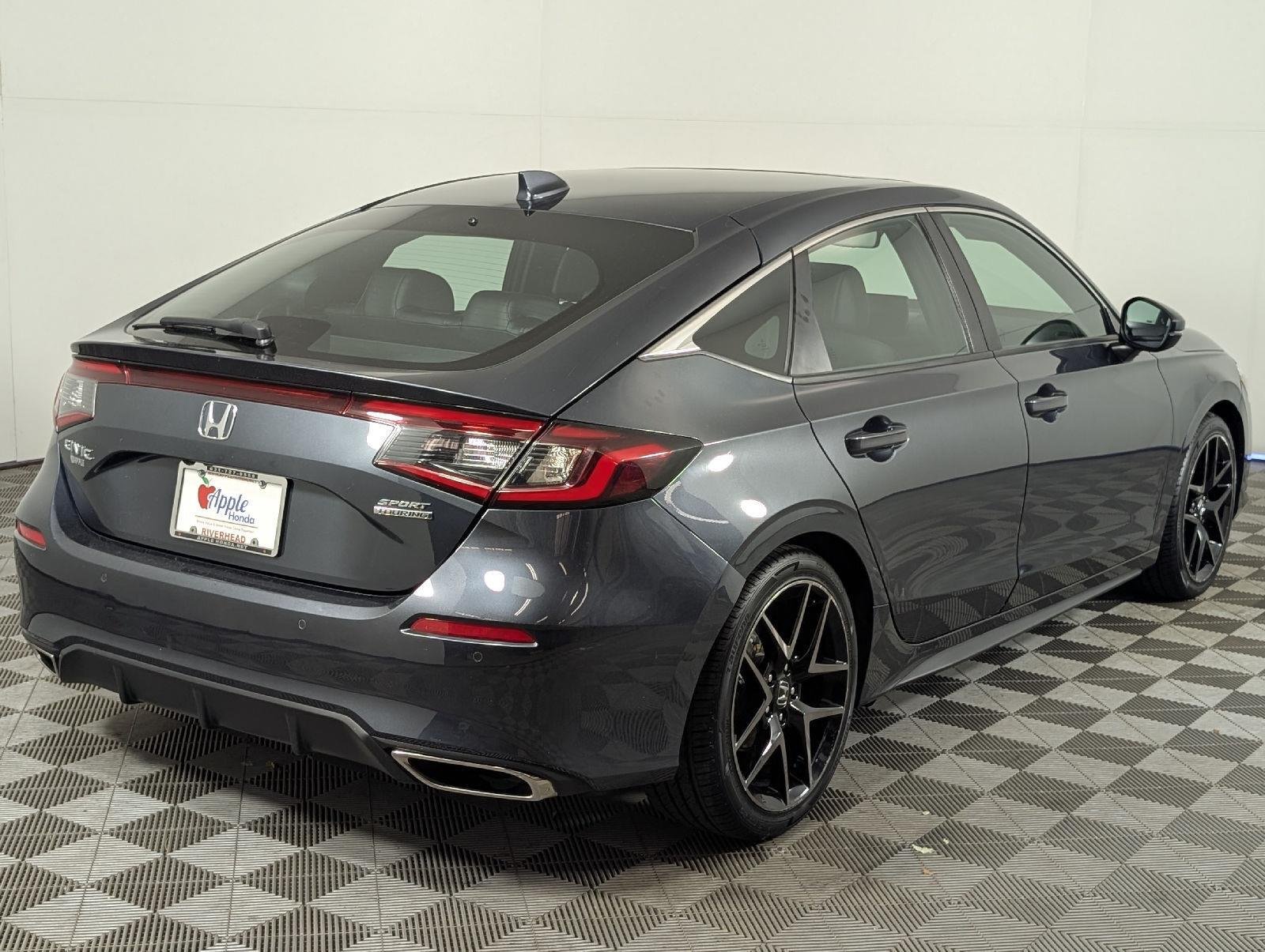 Used 2022 Meteorite Gray Metallic Honda Sport Touring image 6