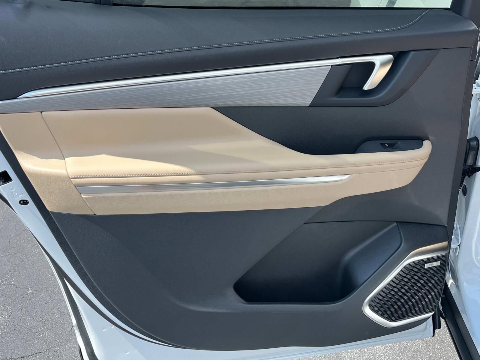 2026 Buick Enclave Preferred - Photo 18