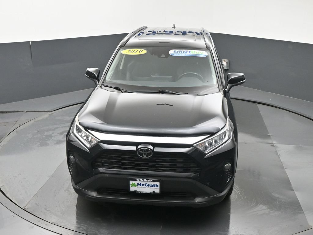 Used 2019 Black Toyota XLE Premium image 29