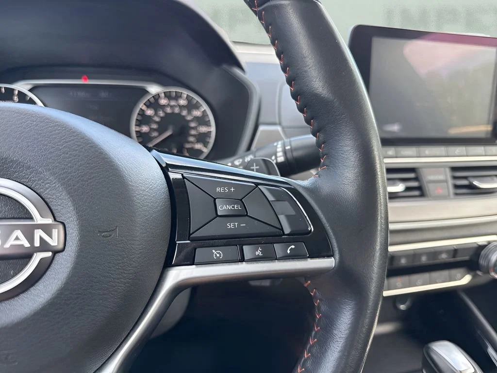 Used 2023 Gray Nissan 2.5 SR image 43