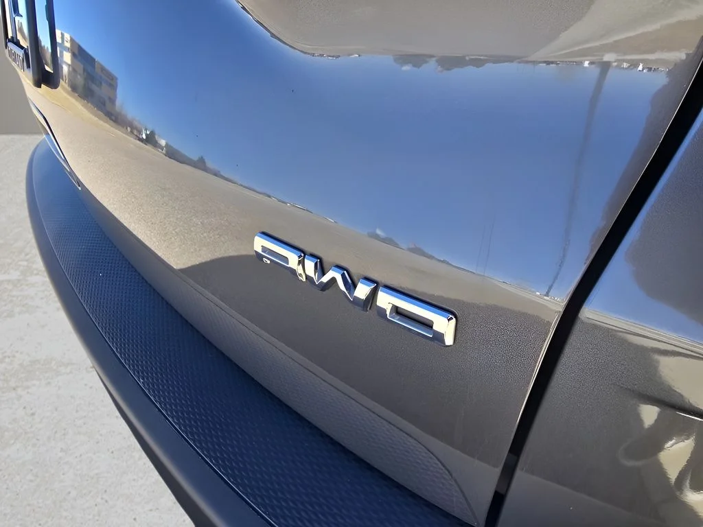 Used 2022 Carbonized Gray Metallic Ford SEL image 11