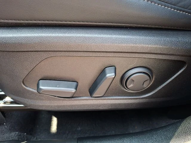 Certified Used 2023 White Kia S image 27