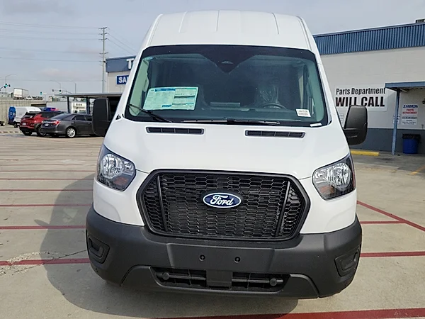 New 2026 OXFORD WHITE Ford  image 8