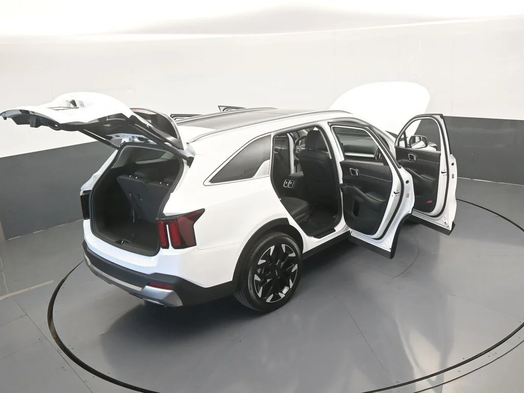 Used 2025 Glacial White Pearl Kia EX image 70