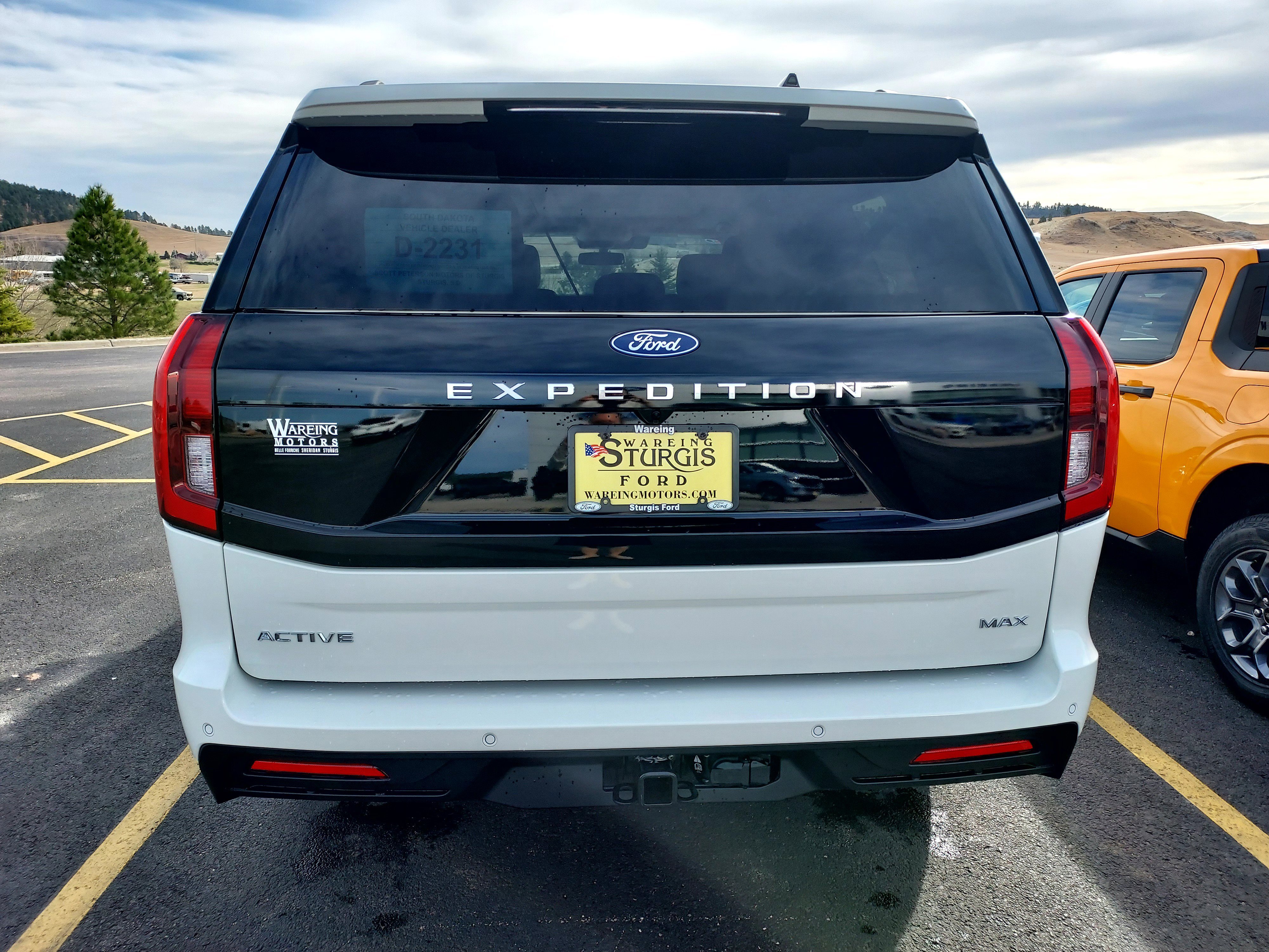 New 2026 Star White Metallic Tri-Coat Ford Active image 5