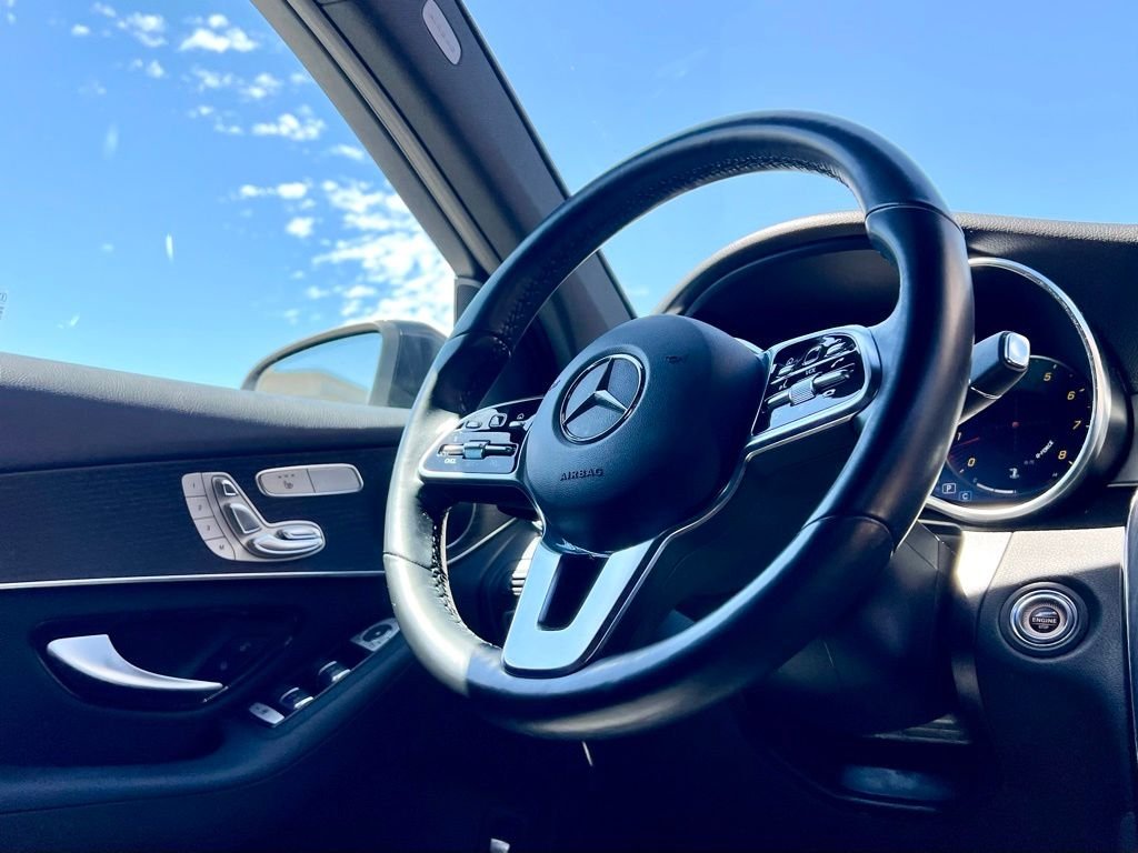 Certified Used 2022 Black Mercedes-Benz GLC 300 image 13